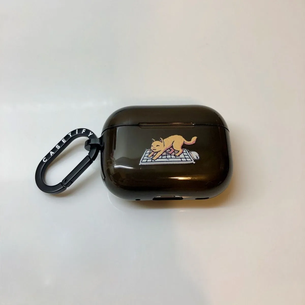 Casetify 聯名 Tobe Fonseca 的 Airpods Pro 保護殼