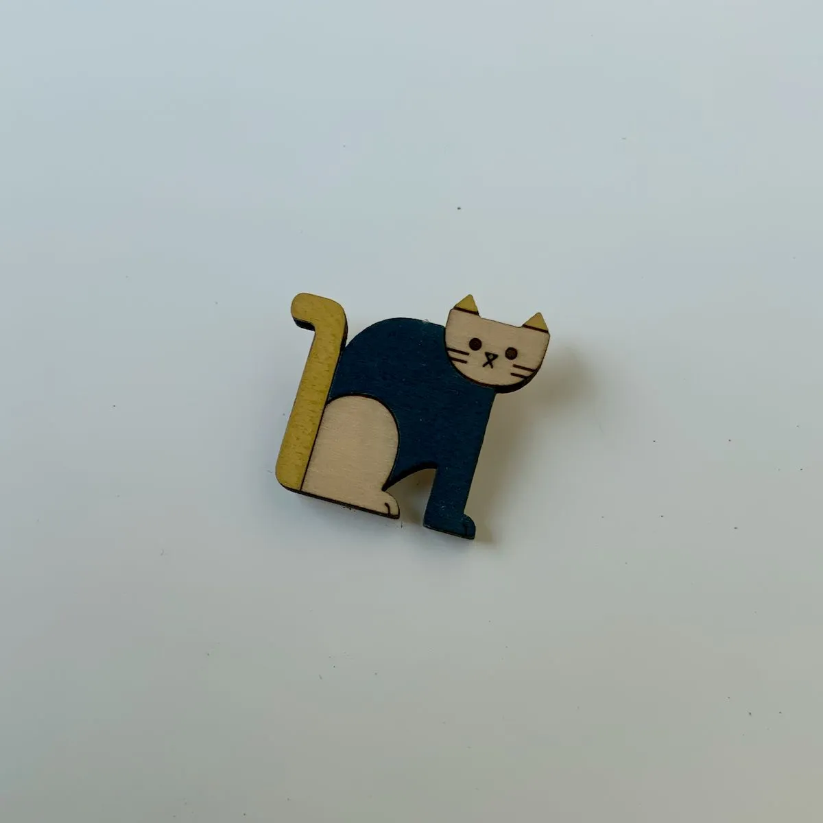 コトリ 貓造型木質胸針